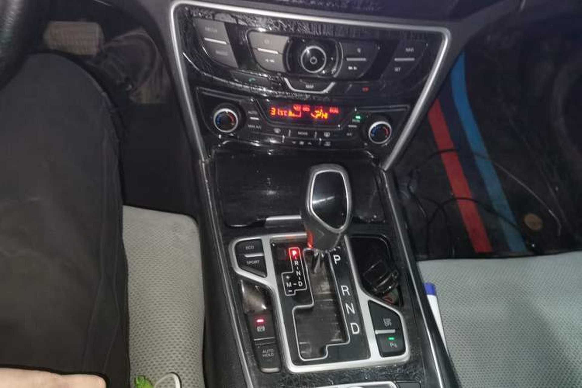 Used Geely Auto Emgrand GT 2016 2.4L Zunya Model Gear Lever