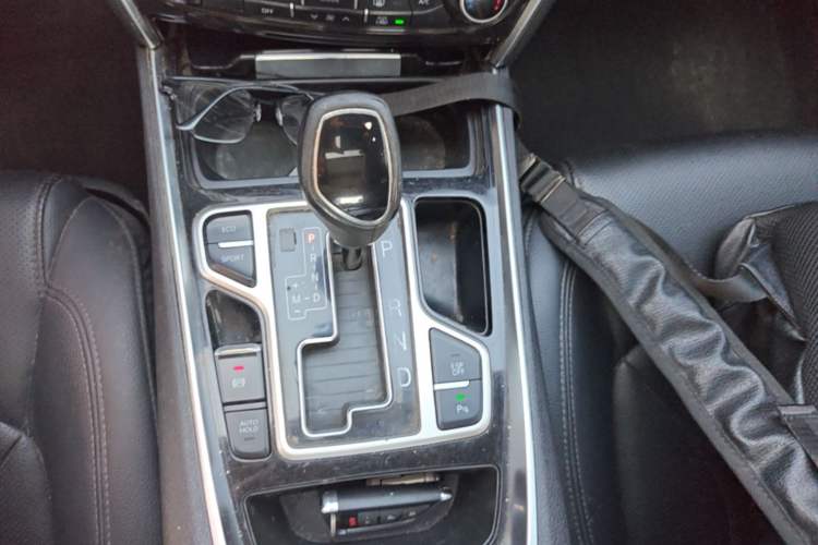 Used Geely Auto Emgrand GT 2016 1.8T Comfort Model Gear Lever