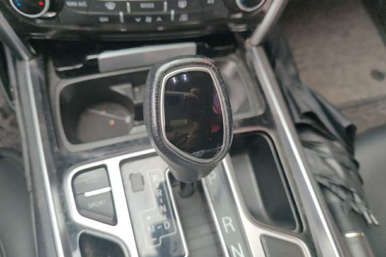 Used Geely Auto Emgrand GT 2016 2.4L Zunya Model Gear Lever