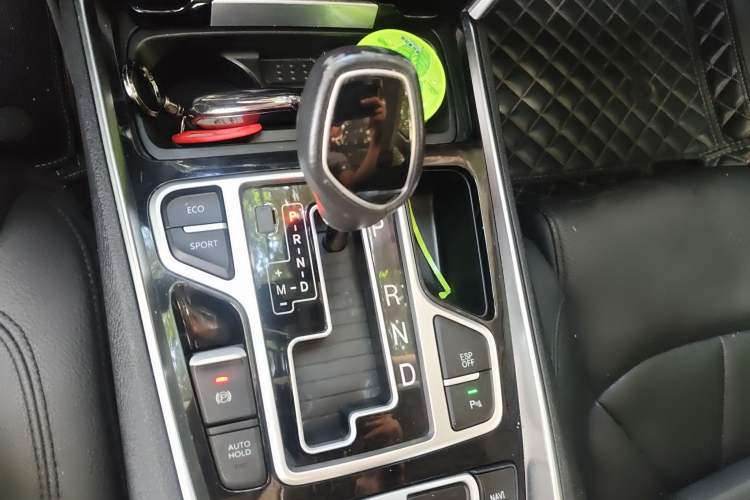 Used Geely Auto Emgrand GT 2016 2.4L Comfort Version Gear Lever
