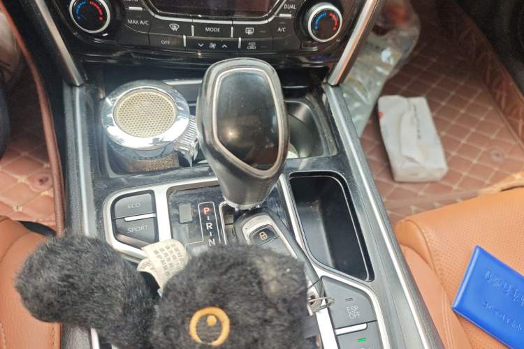 Used Geely Auto Emgrand GT 2016 1.8T Comfort Model Gear Lever