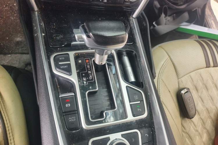 Used Geely Auto Emgrand GT 2016 1.8T Comfort Model Gear Lever