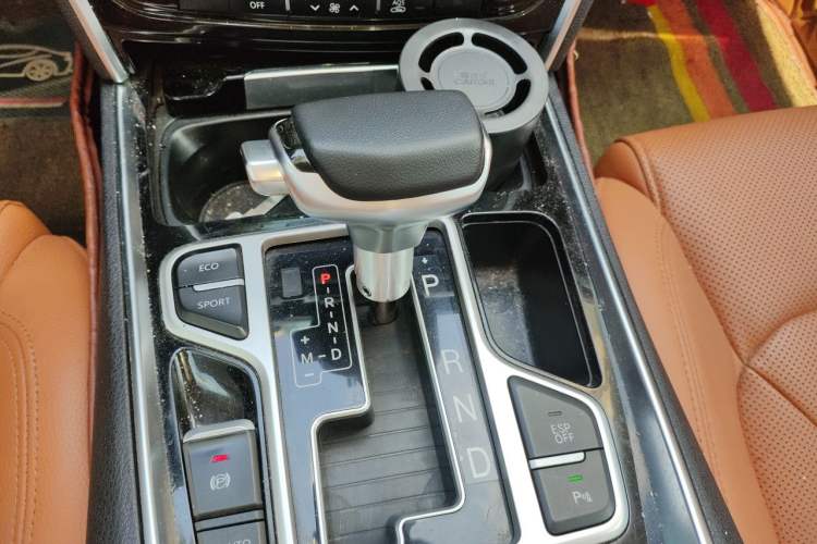 Used Geely Auto Emgrand GT 2016 2.4L Comfort Version Gear Lever