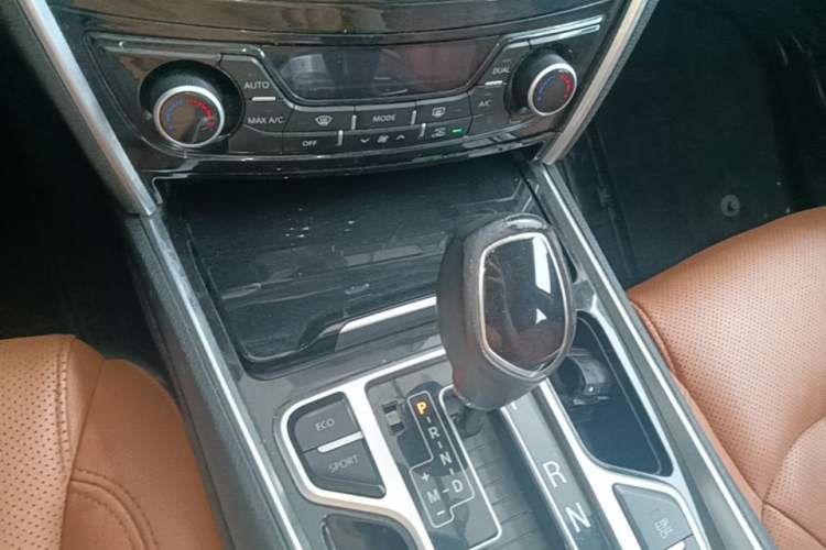Used Geely Auto Emgrand GT 2016 1.8T Comfort Model Gear Lever
