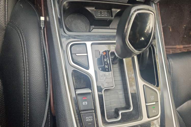 Used Geely Auto Emgrand GT 2016 1.8T Comfort Model Gear Lever