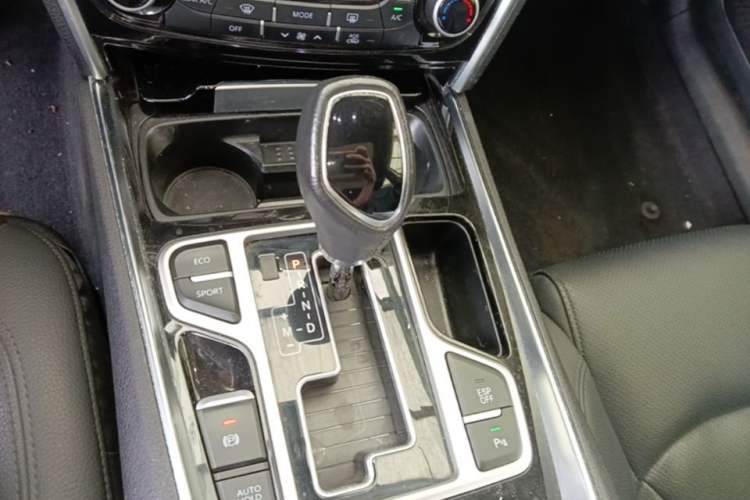 Used Geely Auto Emgrand GT 2016 2.4L Zunya Model Gear Lever