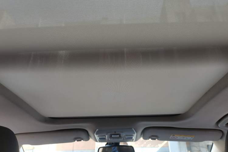 Used Geely Auto Emgrand GT 2016 2.4L Zunya Model Headliner