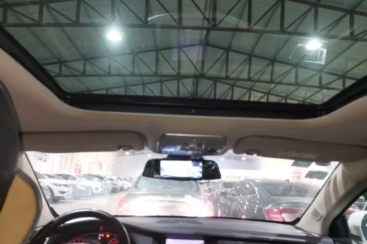 Used Geely Auto Emgrand GT 2016 2.4L Zunya Model Headliner