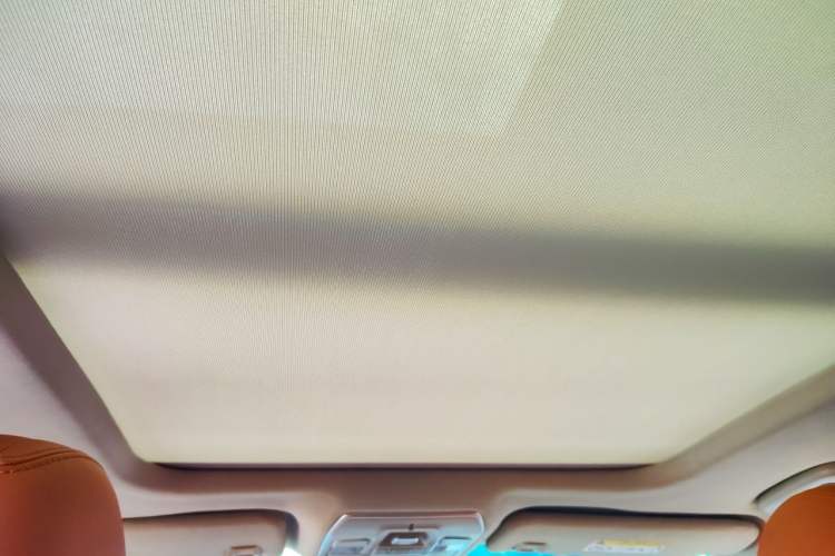 Used Geely Auto Emgrand GT 2016 2.4L Comfort Version Headliner