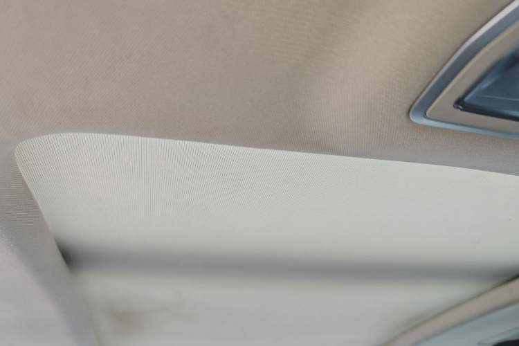 Used Geely Auto Emgrand GT 2016 2.4L Zunya Model Headliner