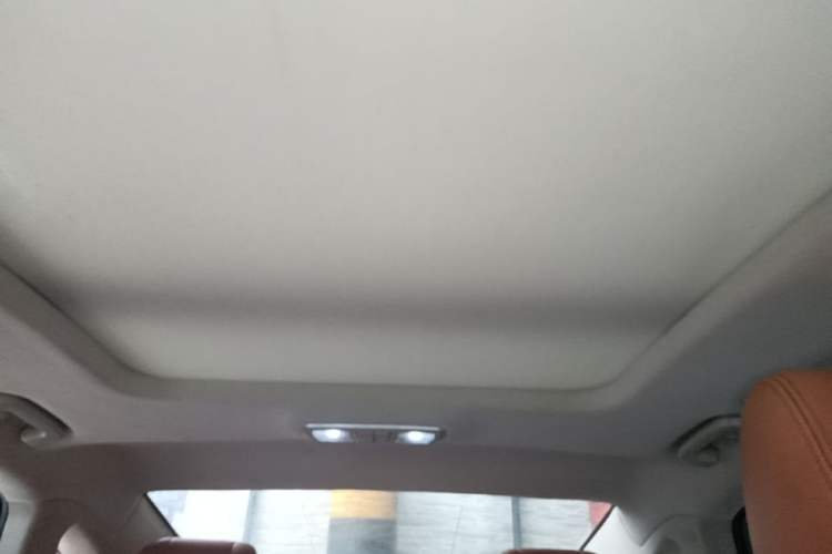 Used Geely Auto Emgrand GT 2016 1.8T Comfort Model Headliner