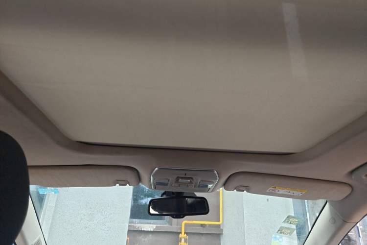 Used Geely Auto Emgrand GT 2016 2.4L Zunya Model Headliner