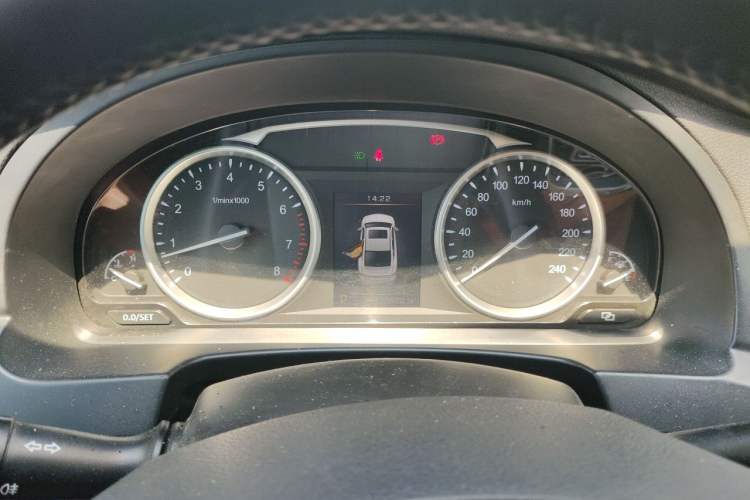 Used Geely Auto Emgrand GT 2016 2.4L Comfort Version Instrument Cluster