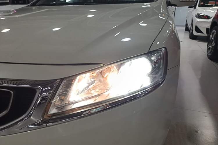 Used Geely Auto Emgrand GT 2016 2.4L Zunya Model Left Front Headlight
