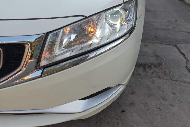 Used Geely Auto Emgrand GT 2016 1.8T Comfort Model Left Front Headlight