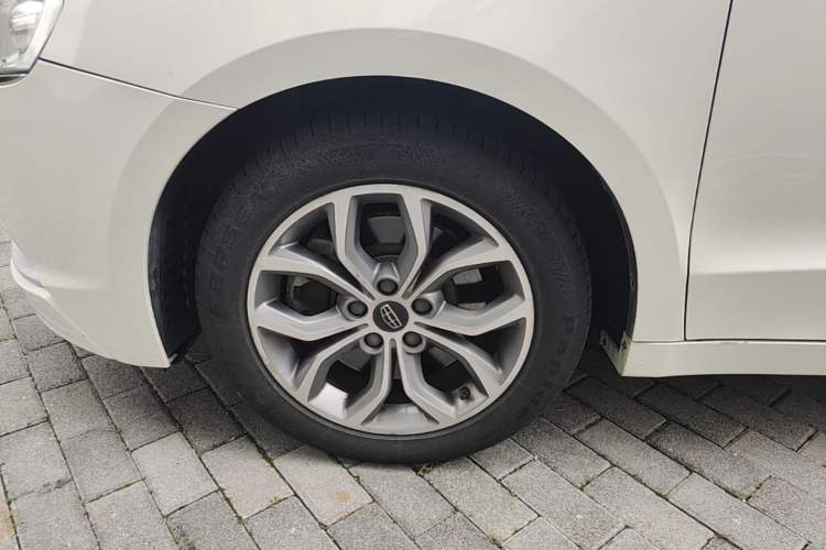 Used Geely Auto Emgrand GT 2016 1.8T Zunya Model Left Front Wheel Hub