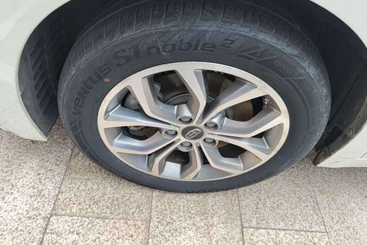 Used Geely Auto Emgrand GT 2016 1.8T Zunya Model Left Front Wheel Hub