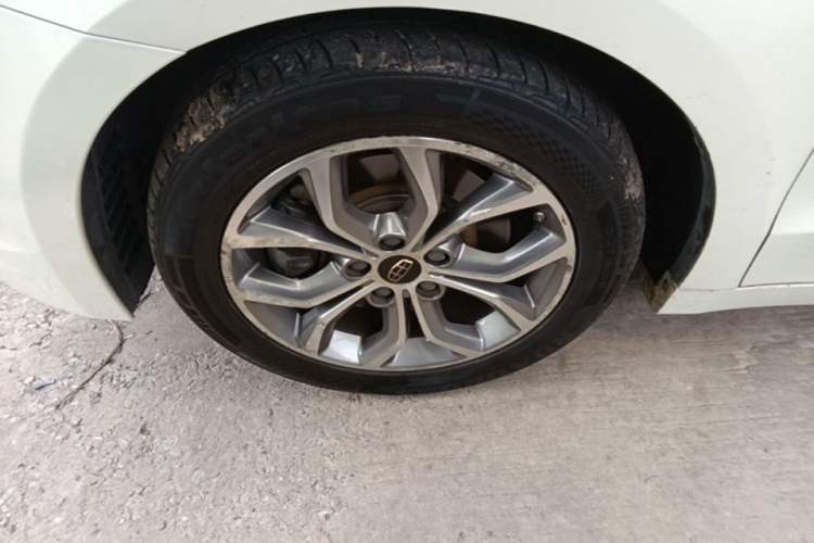 Used Geely Auto Emgrand GT 2016 2.4L Zunya Model Left Front Wheel Hub