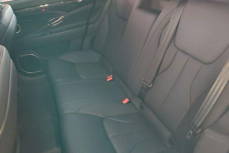 Used Geely Auto Emgrand GT 2016 1.8T Zunya Model Left Rear Seat