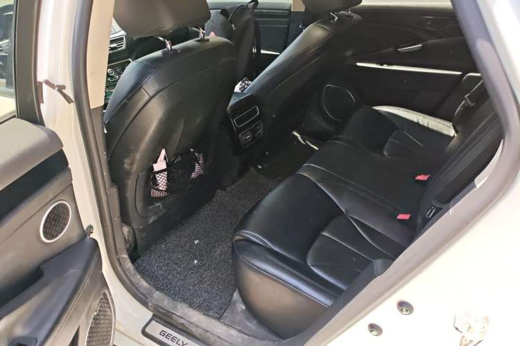 Used Geely Auto Emgrand GT 2016 2.4L Zunya Model Left Rear Seat