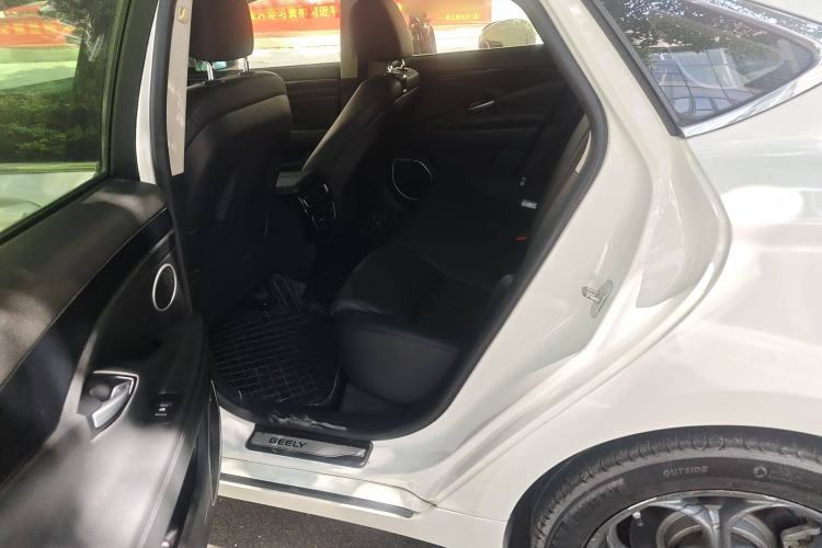 Used Geely Auto Emgrand GT 2016 2.4L Comfort Version Left Rear Seat