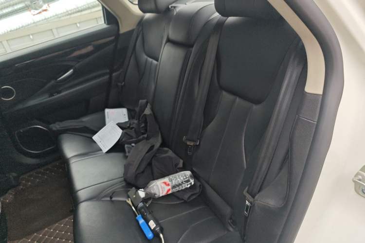 Used Geely Auto Emgrand GT 2016 2.4L Zunya Model Left Rear Seat