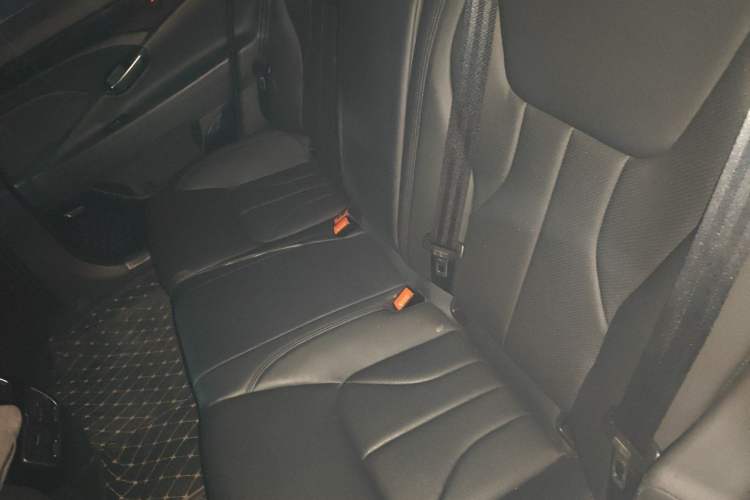 Used Geely Auto Emgrand GT 2016 1.8T Comfort Model Left Rear Seat