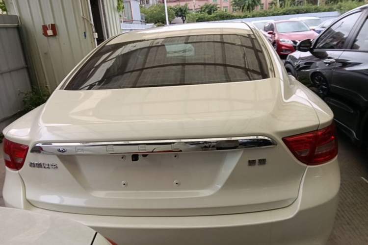Used Geely Auto Emgrand GT 2016 2.4L Zunya Model Rear