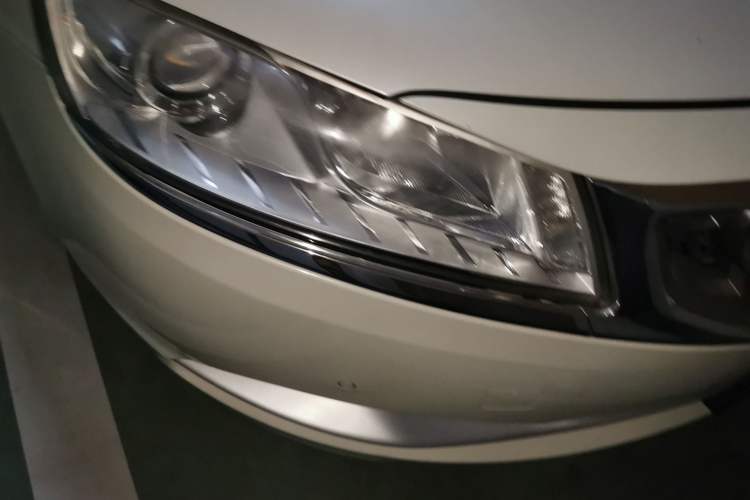 Used Geely Auto Emgrand GT 2016 2.4L Comfort Version Right Front Headlight