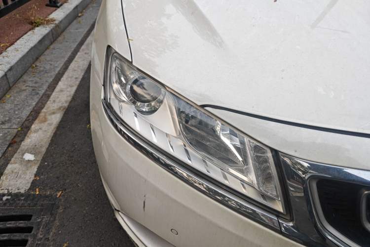 Used Geely Auto Emgrand GT 2016 2.4L Zunya Model Right Front Headlight