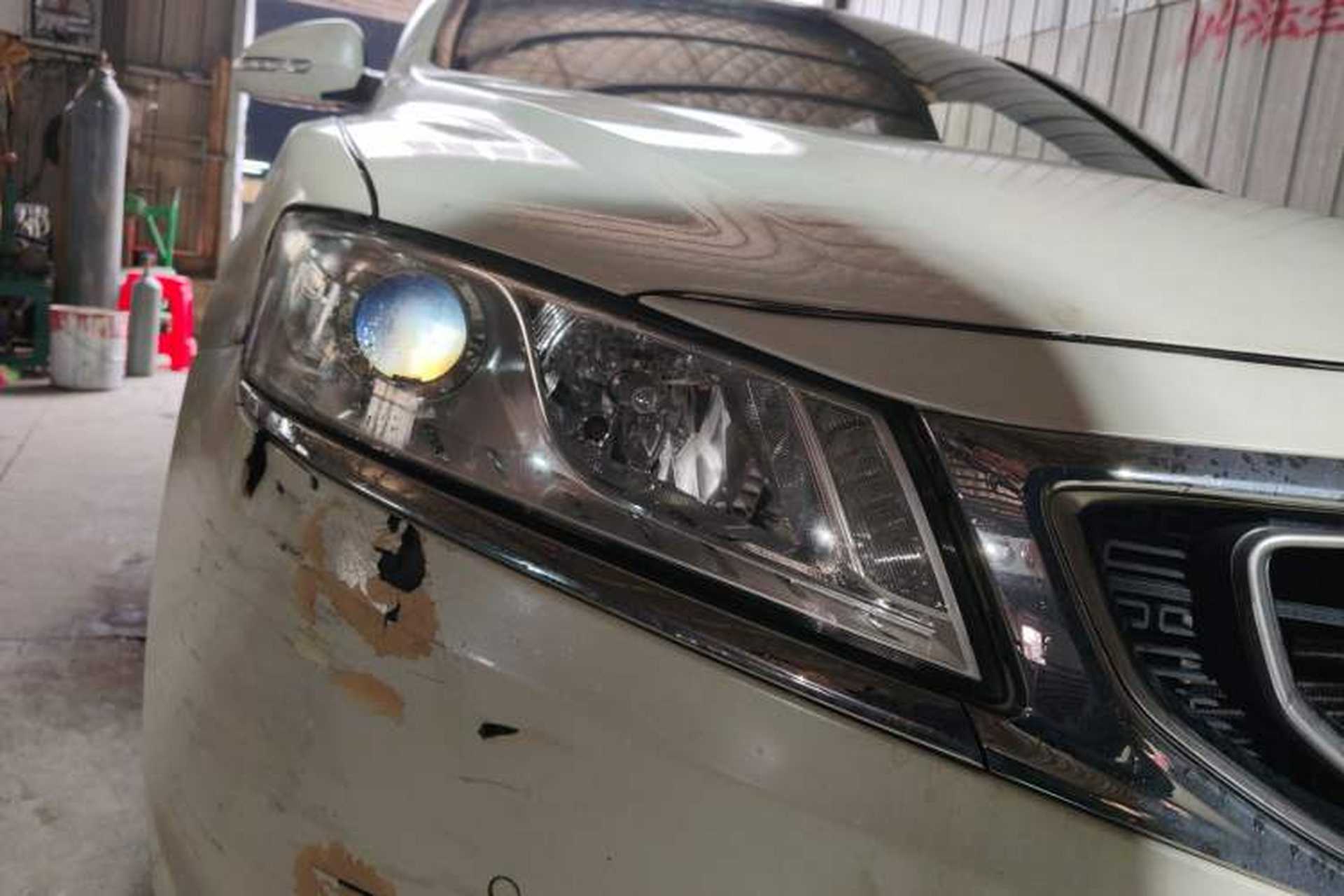 Used Geely Auto Emgrand GT 2016 2.4L Comfort Version Right Front Headlight