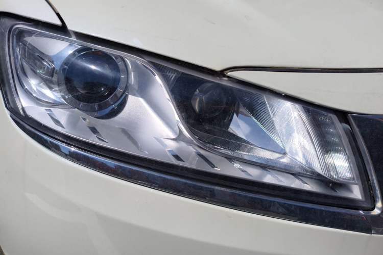 Used Geely Auto Emgrand GT 2016 2.4L Zunya Model Right Front Headlight
