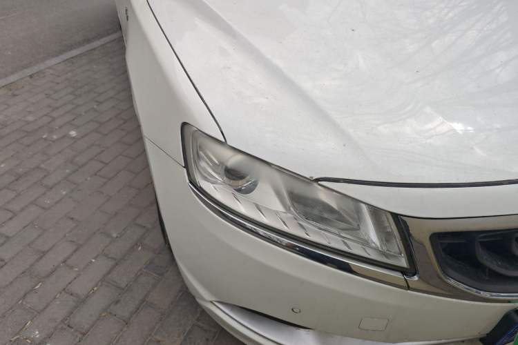 Used Geely Auto Emgrand GT 2016 1.8T Comfort Model Right Front Headlight
