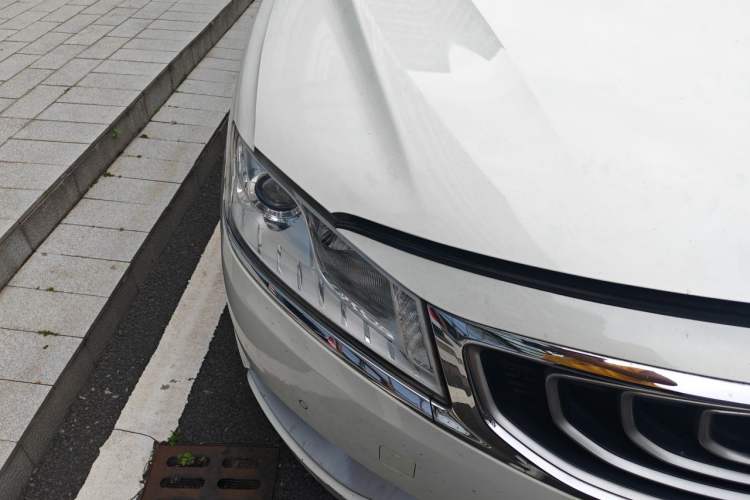Used Geely Auto Emgrand GT 2016 2.4L Zunya Model Right Front Headlight