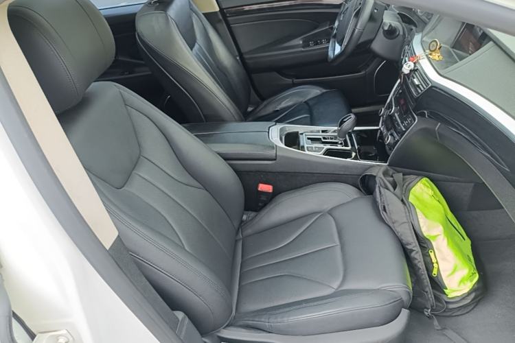 Used Geely Auto Emgrand GT 2016 1.8T Comfort Model Right Front Seat