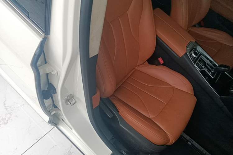 Used Geely Auto Emgrand GT 2016 1.8T Comfort Model Right Front Seat