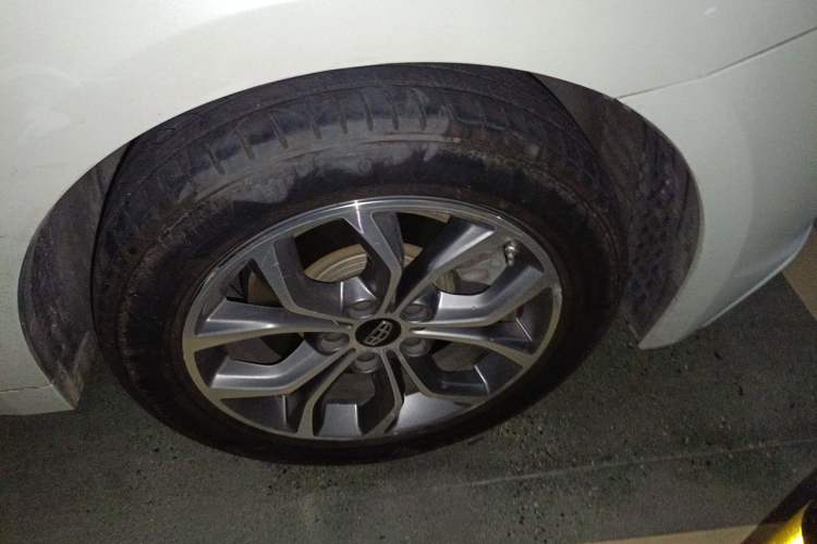 Used Geely Auto Emgrand GT 2016 2.4L Zunya Model Right Front Wheel Hub