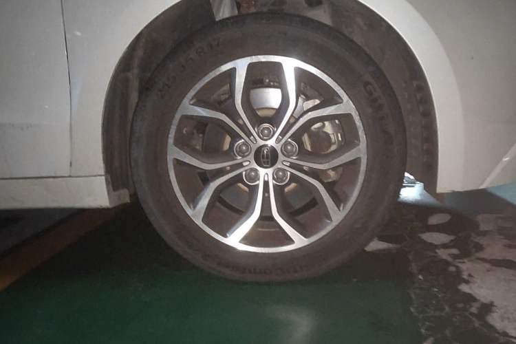 Used Geely Auto Emgrand GT 2016 2.4L Zunya Model Right Front Wheel Hub
