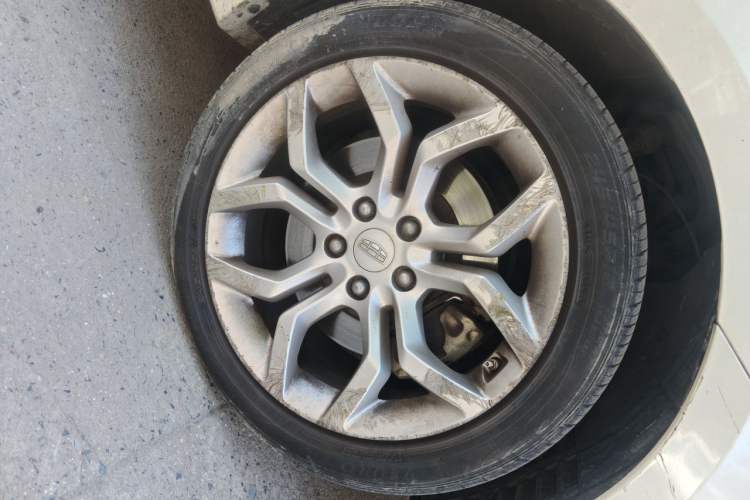 Used Geely Auto Emgrand GT 2016 1.8T Zunya Model Right Front Wheel Hub