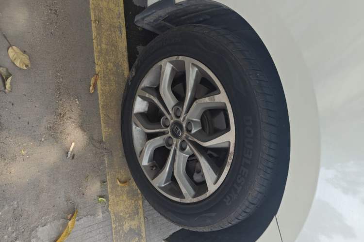 Used Geely Auto Emgrand GT 2016 1.8T Zunya Model Right Front Wheel Hub
