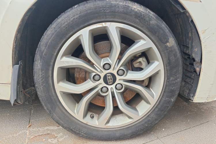Used Geely Auto Emgrand GT 2016 2.4L Zunya Model Right Front Wheel Hub