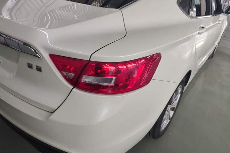 Used Geely Auto Emgrand GT 2016 2.4L Zunya Model Right Rear Taillight