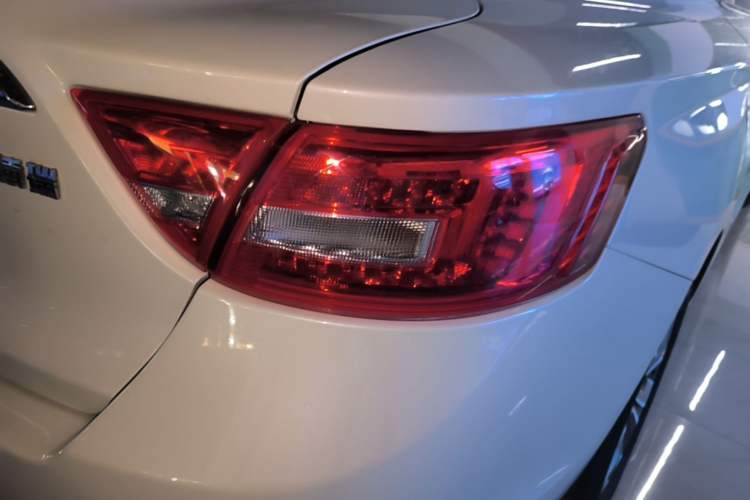 Used Geely Auto Emgrand GT 2016 1.8T Zunya Model Right Rear Taillight