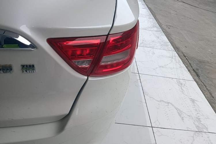 Used Geely Auto Emgrand GT 2016 1.8T Comfort Model Right Rear Taillight