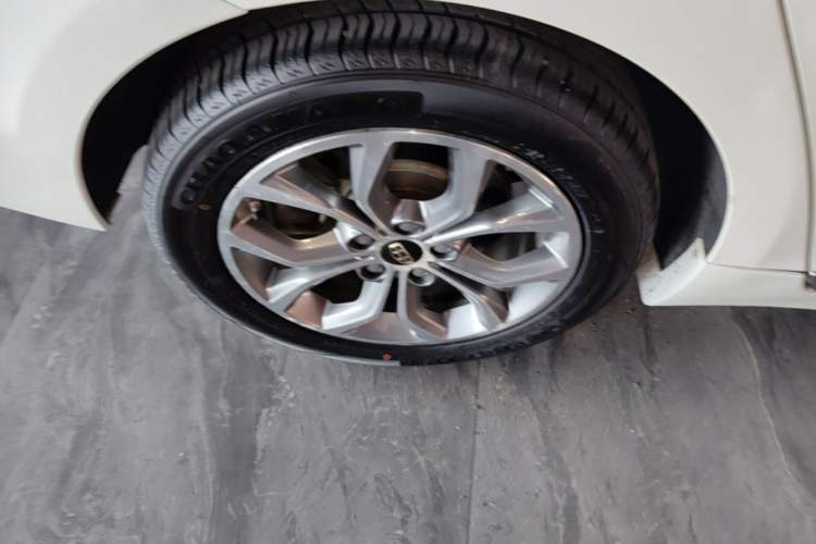 Used Geely Auto Emgrand GT 2016 1.8T Zunya Model Right Rear Wheel Hub