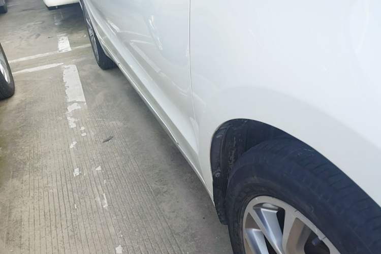 Used Geely Auto Emgrand GT 2016 2.4L Zunya Model Right Side Sill