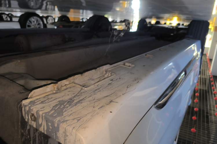 Used Geely Auto Emgrand GT 2016 1.8T Zunya Model Right Side Sill
