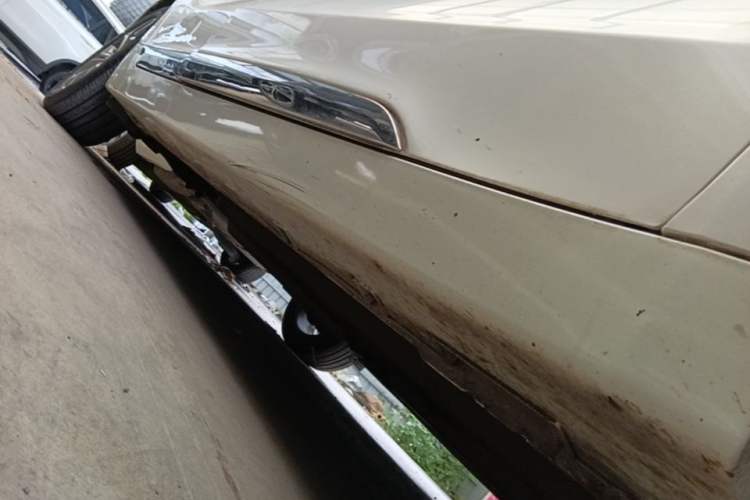 Used Geely Auto Emgrand GT 2016 2.4L Zunya Model Right Side Sill