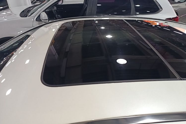 Used Geely Auto Emgrand GT 2016 2.4L Zunya Model Roof