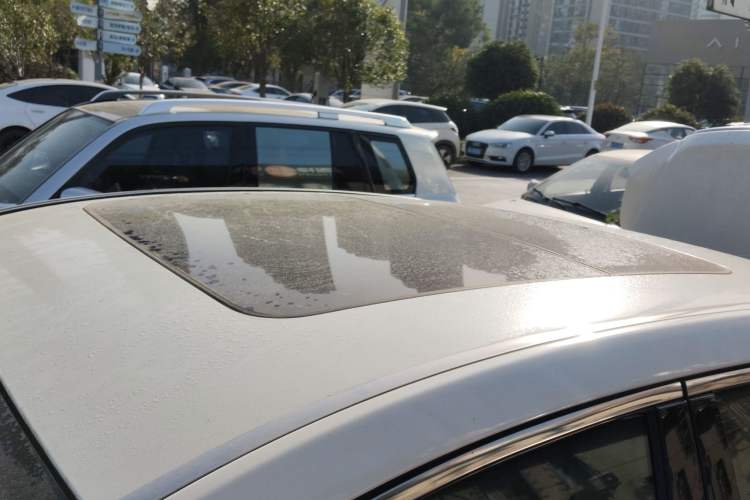 Used Geely Auto Emgrand GT 2016 2.4L Comfort Version Roof